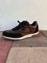Carica l&#39;immagine nel visualizzatore di Gallery, Sneakers uomo
