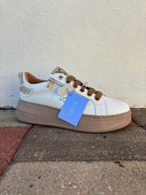 Carica l&#39;immagine nel visualizzatore di Gallery, Sneakers donna

