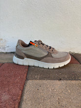 Carica l&#39;immagine nel visualizzatore di Gallery, Sneakers donna
