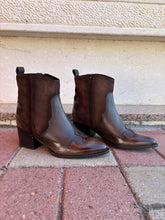 Carica l&#39;immagine nel visualizzatore di Gallery, Texani donna
