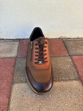 Carica l&#39;immagine nel visualizzatore di Gallery, Sneakers uomo
